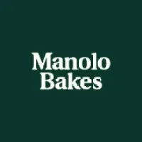 Manolo bakes